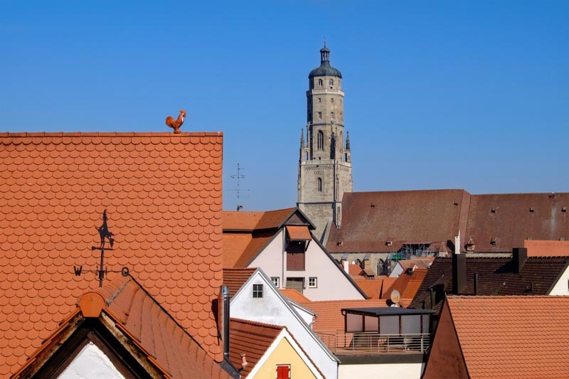 Nördlingen, Stadtansicht mit dem Kirchturm Daniel (Romantic Road, Bavaria, Germany)
